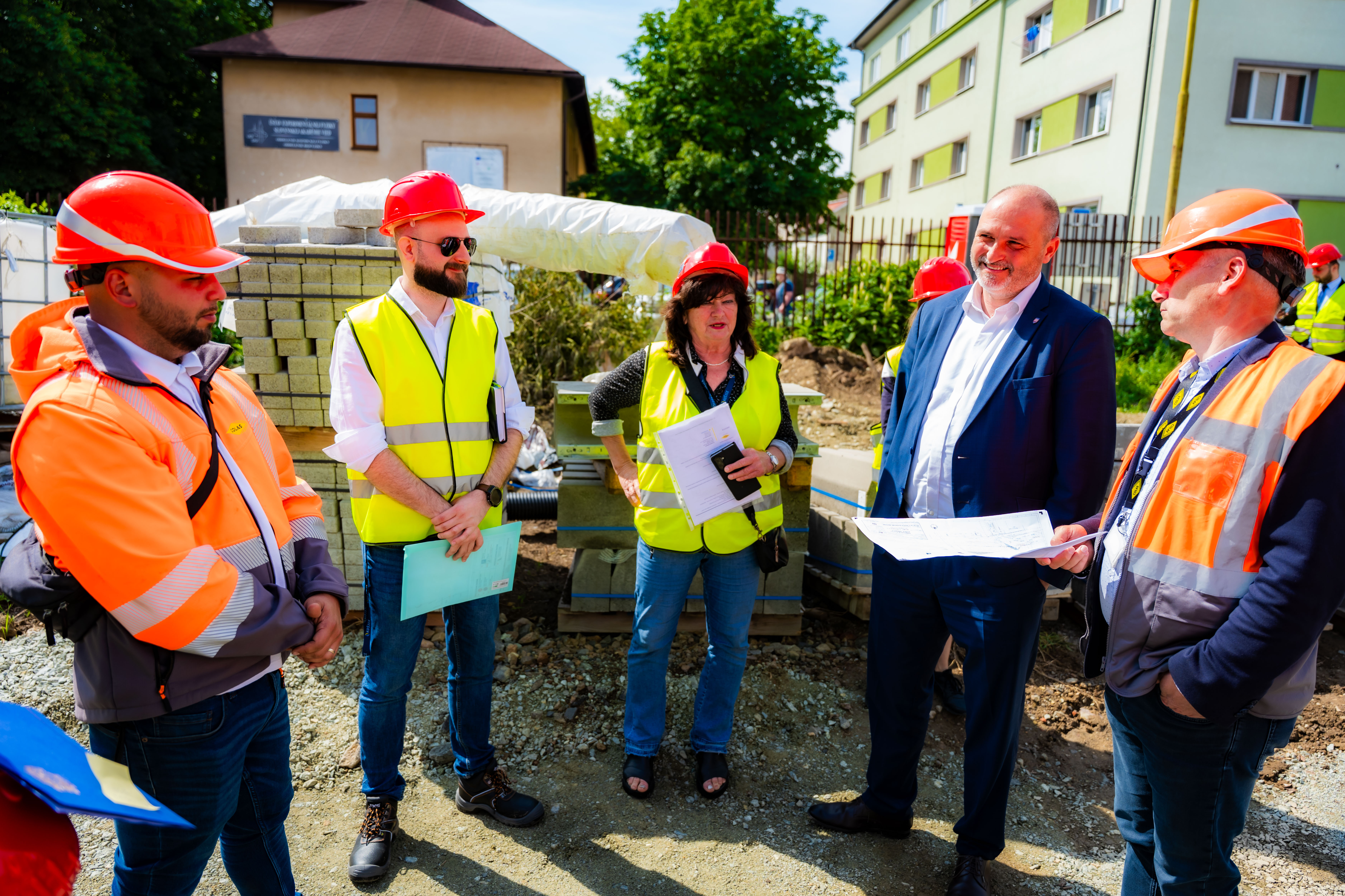 Kontrolna cinnost - Parkovacie plochy, Kosice, Srbska ulica-1-22
